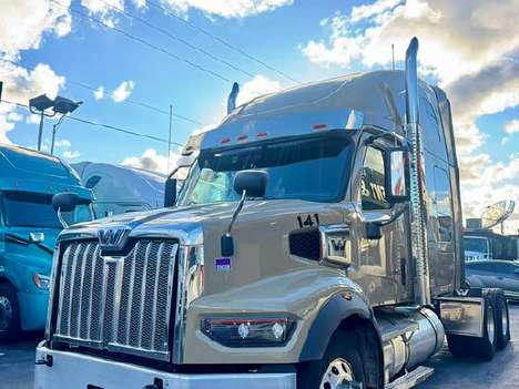 2024-western-star-49x-tandem-axle-sleeper #23155