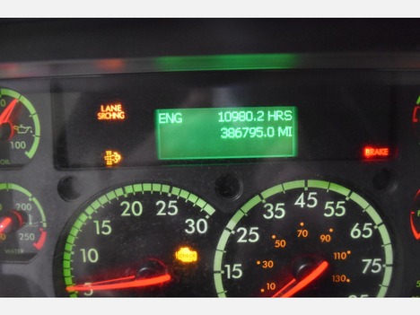 USED 2018 FREIGHTLINER CA113DC TANDEM AXLE DAYCAB TRUCK #23156-7