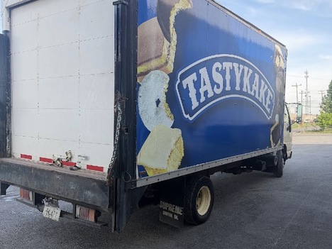 USED 2006 ISUZU NPR BOX VAN TRUCK #23226-4