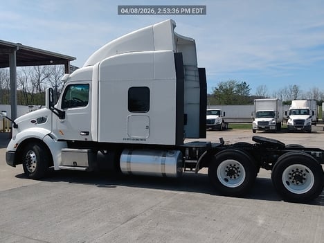 2022 PETERBILT 579 Tandem Axle Sleeper #23247 2022 PETERBILT 579 Tandem Axle Sleeper #23247