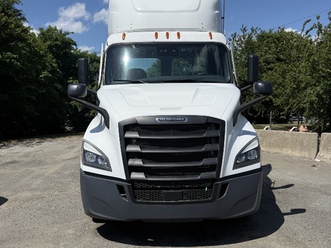 2021 FREIGHTLINER Cascadia 116 Tandem Axle Daycab #23249