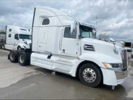 2018 WESTERN STAR 5700 Tandem Axle Sleeper #23598