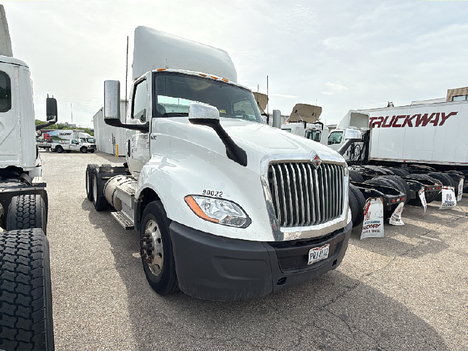 2020 INTERNATIONAL LT Tandem Axle Daycab #23599