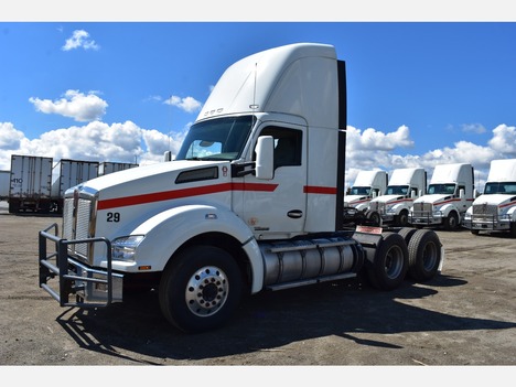 2021 KENWORTH T880 Tandem Axle Daycab #23632