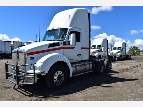 2021 KENWORTH T880 Tandem Axle Daycab #23633