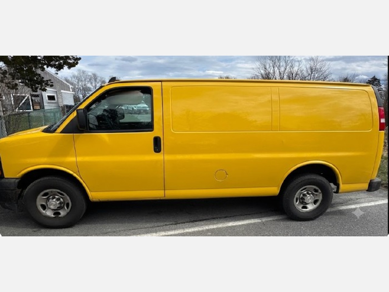 USED 2021 CHEVROLET EXPRESS 2500 PANEL - CARGO VAN TRUCK #23812 USED 2021 CHEVROLET EXPRESS 2500 PANEL - CARGO VAN TRUCK #23812