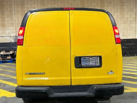 USED 2019 CHEVROLET EXPRESS 2500 PANEL - CARGO VAN TRUCK #23814-4