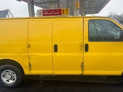 USED 2019 CHEVROLET EXPRESS 2500 PANEL - CARGO VAN TRUCK #23815-2