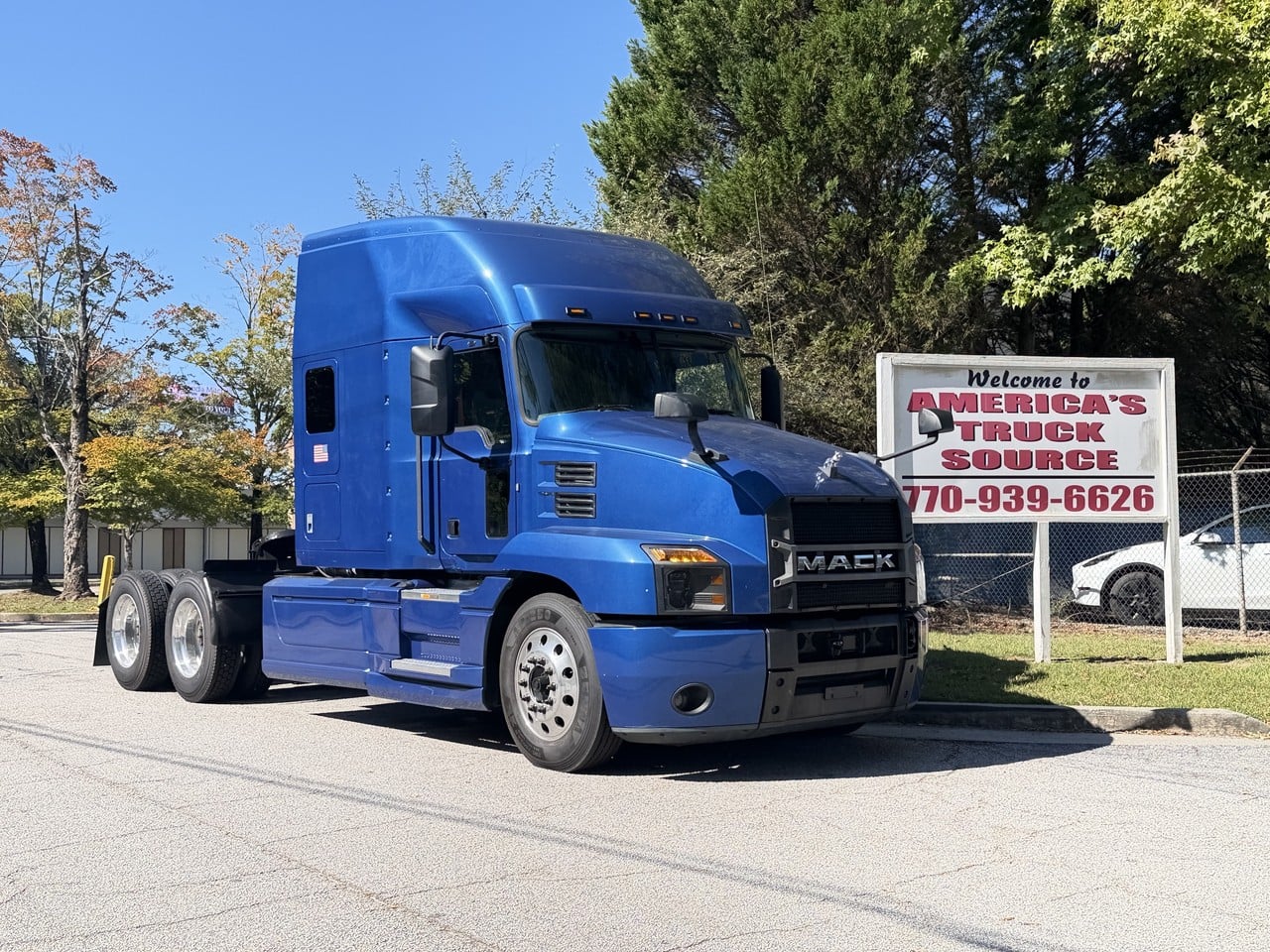 USED 2019 MACK ANTHEM TANDEM AXLE SLEEPER TRUCK #10593 USED 2019 MACK ANTHEM TANDEM AXLE SLEEPER TRUCK #10593