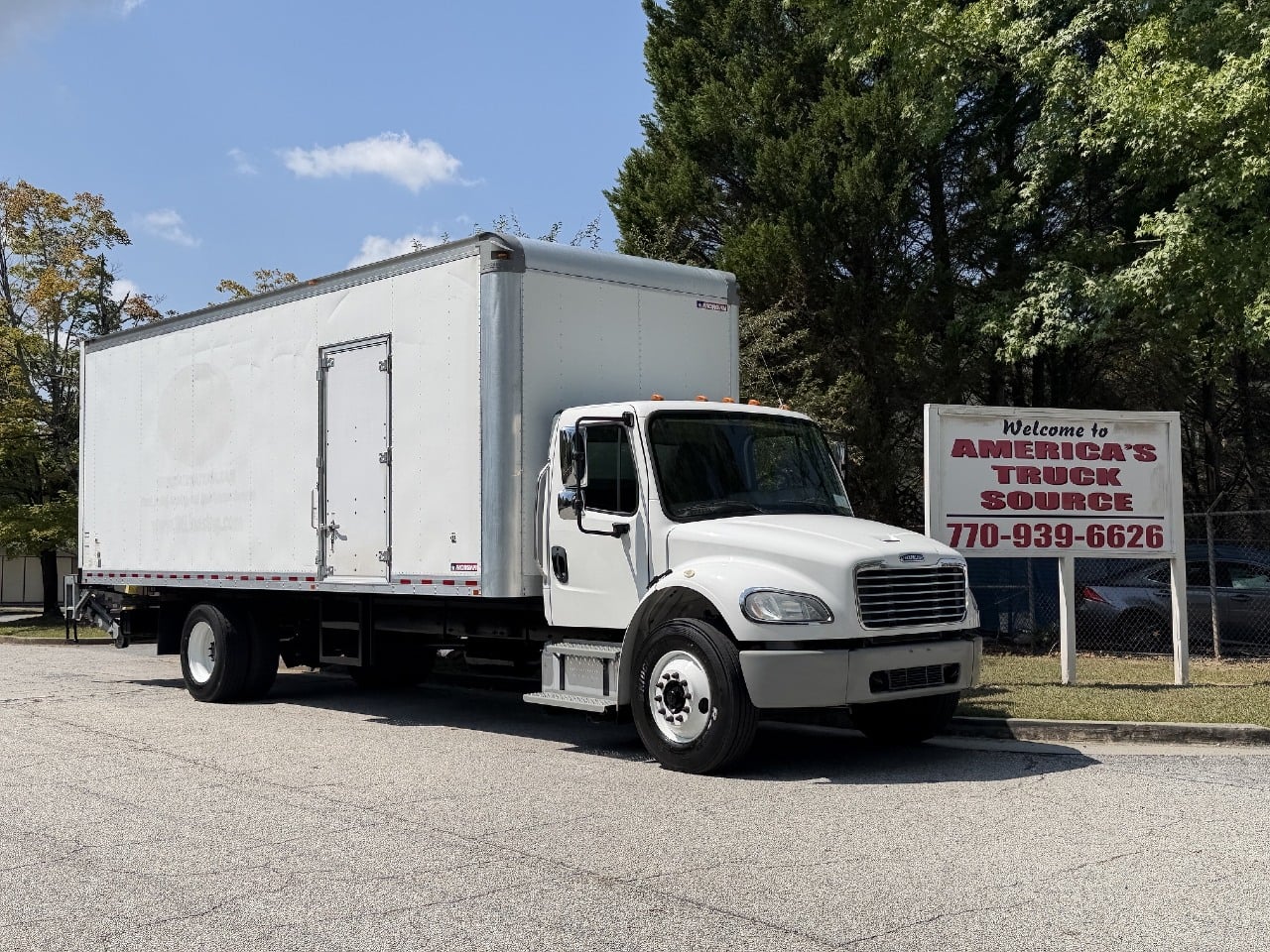 USED 2020 FREIGHTLINER M2-106 VAN BOX VAN TRUCK #10640 USED 2020 FREIGHTLINER M2-106 VAN BOX VAN TRUCK #10640