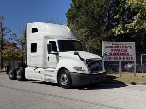 2022 INTERNATIONAL LT625 Tandem Axle Sleeper #10690