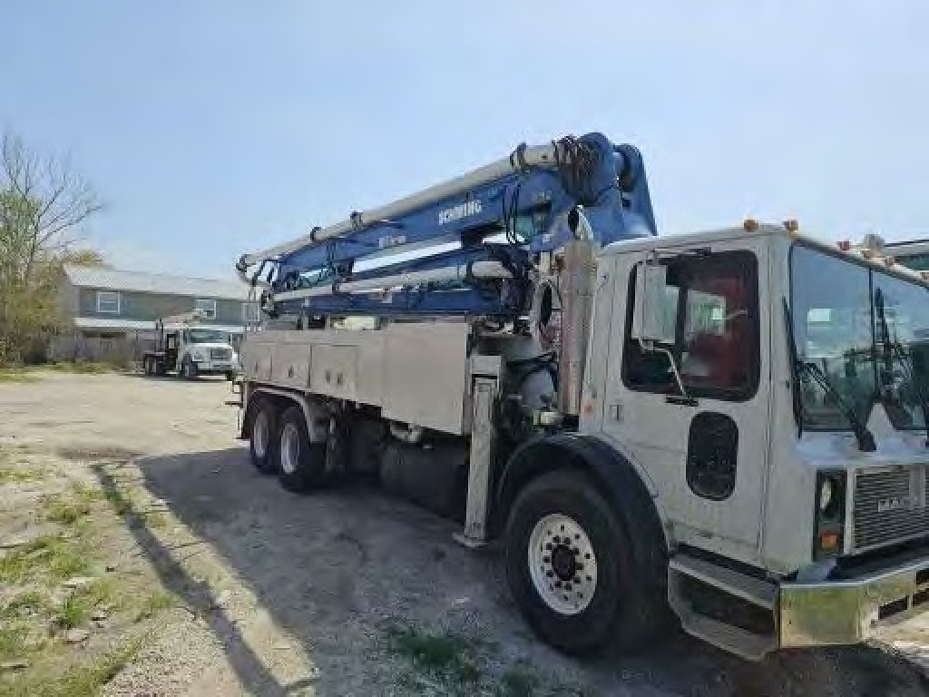2006-mack-mr-concrete-pumper-truck-for-sale-2723