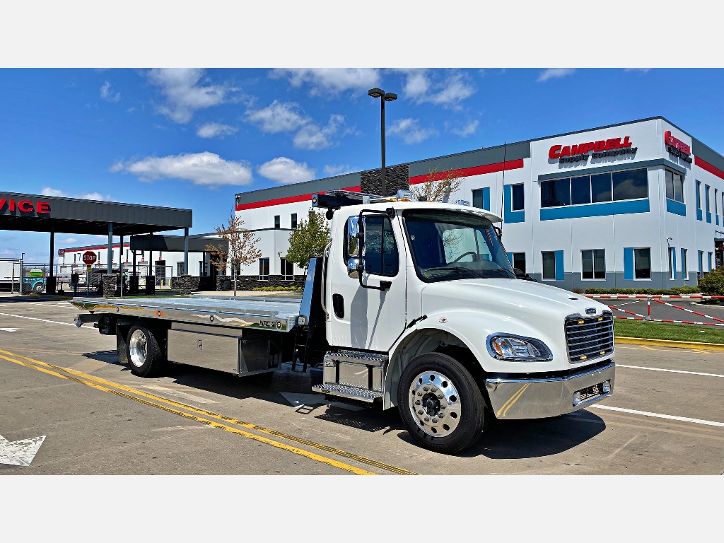 2024 New Freightliner BUSINESS CLASS M2 106 22FT ROLLBACK, 51 OFF