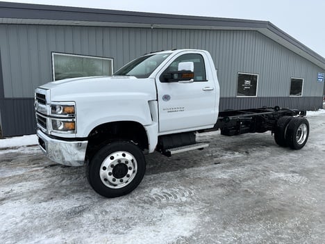 2024 CHEVROLET 6500HD 4WD Medium DutyTruck #1086 2024 CHEVROLET 6500HD 4WD Medium DutyTruck #1086