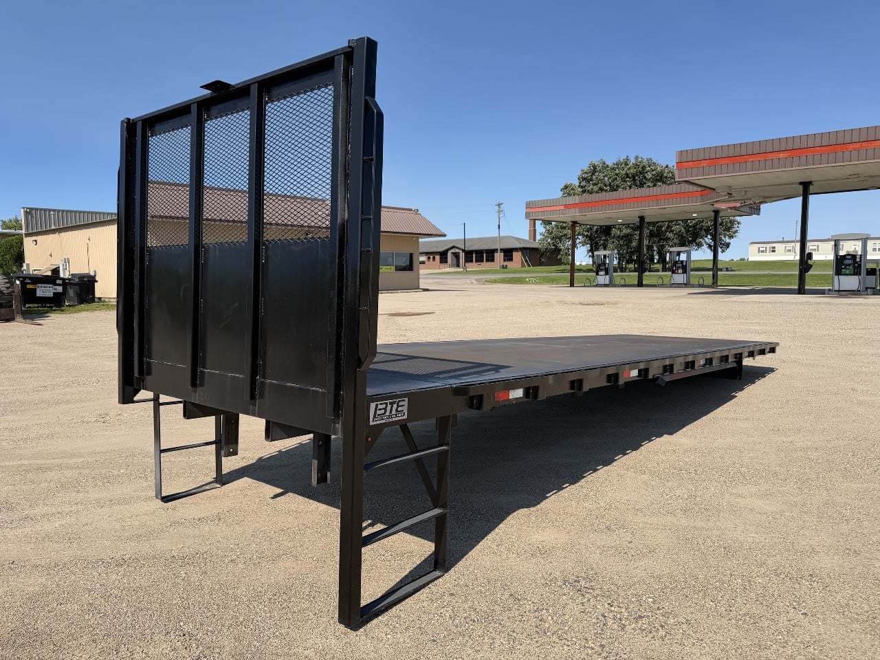 BAYER 28 ft. Flatbed Flatbed Body #1 BAYER 28 ft. Flatbed Flatbed Body #1