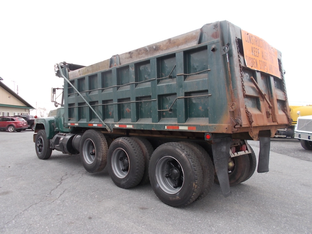 Used 1987 Mack Rd688s Tri Axle Steel Dump Truck For 560878 Used 1987 Mack Rd688s Tri Axle Steel Dump Truck For In Myerstown Pa