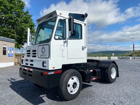 2007 CAPACITY TJ5000 Yard Jockey - Spotter