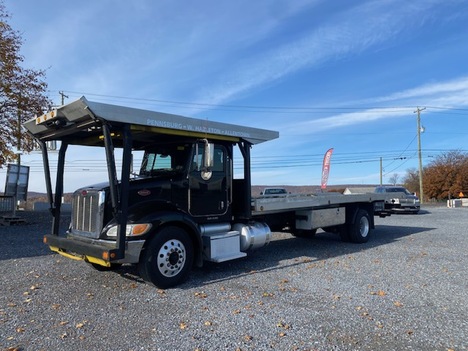 2005 PETERBILT 335 Rollback Truck