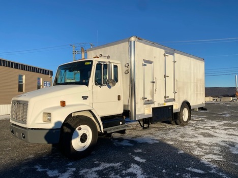 2002 FREIGHTLINER FL70 Coldplate Truck