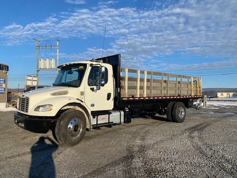2020 FREIGHTLINER M2 106 Flatbed Truck