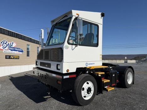 2018 CAPACITY Sabre Yard Jockey - Spotter