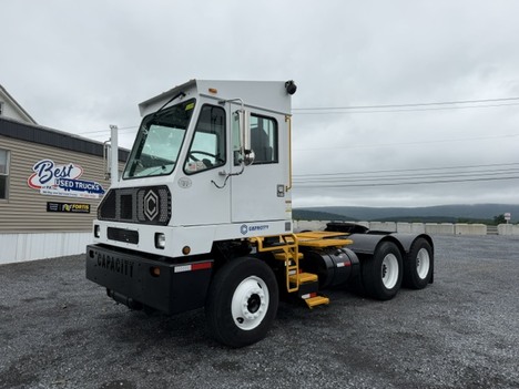 2019 CAPACITY T6500 DOT Yard Jockey - Spotter