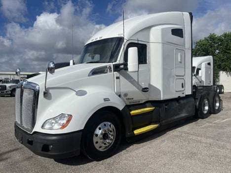 2021 KENWORTH T680 Tandem Axle Sleeper #1162
