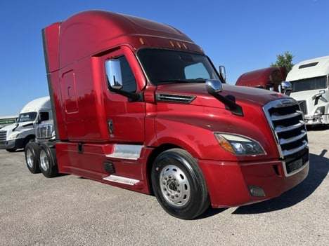 2020 FREIGHTLINER CASCADIA 126 Tandem Axle Sleeper #1170