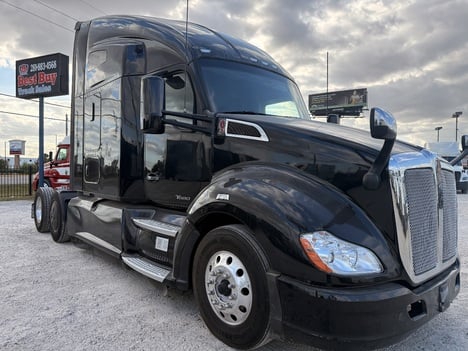 2021 KENWORTH T680 Tandem Axle Sleeper #1187 2021 KENWORTH T680 Tandem Axle Sleeper #1187