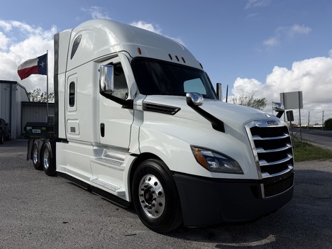 2021-freightliner-cascadia-126-tandem-axle-sleeper #1278