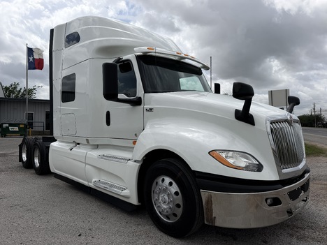 2019-international-lt-625-tandem-axle-sleeper #1286