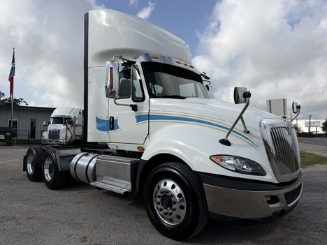 2017 INTERNATIONAL Prostar Tandem Axle Daycab #1293