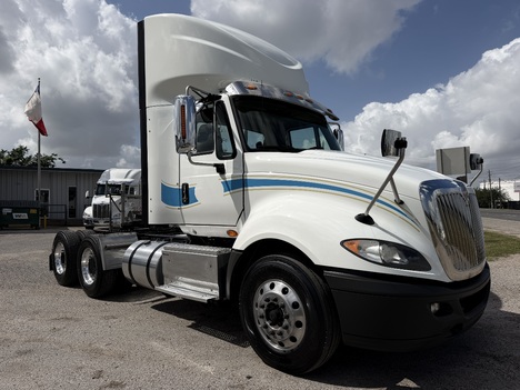 2017 INTERNATIONAL Prostar Tandem Axle Daycab #1295