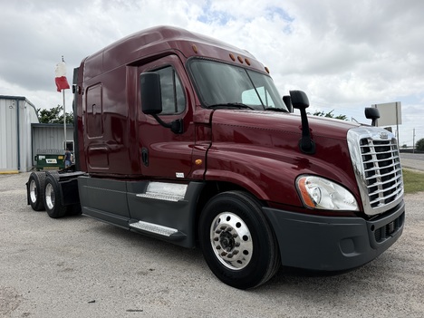 2016 FREIGHTLINER Cascadia 125 Tandem Axle Sleeper #1298