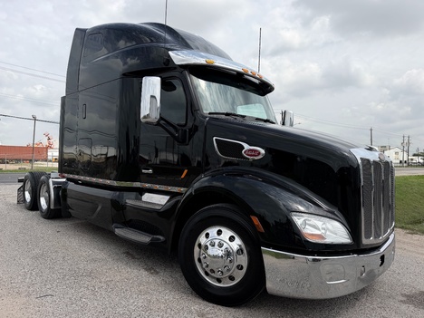 2020-peterbilt-579-tandem-axle-sleeper #1313