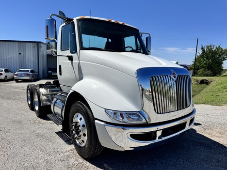 2007 INTERNATIONAL 8600 Tandem Axle Daycab #1315