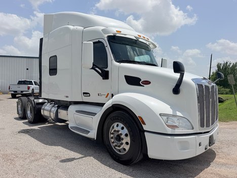 2019 PETERBILT 579 Tandem Axle Sleeper #1360