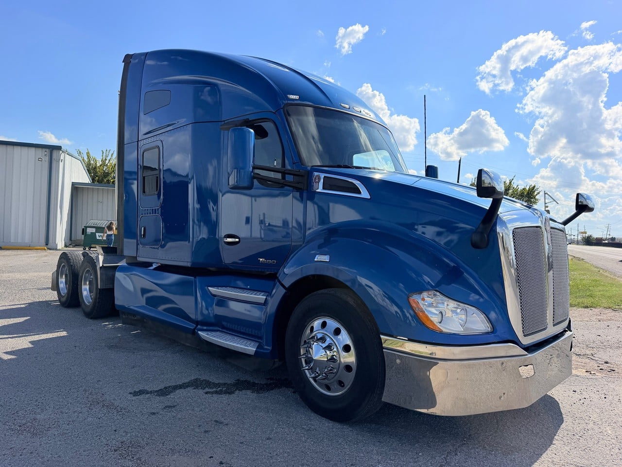 2020 KENWORTH T680 Tandem Axle Sleeper #1 2020 KENWORTH T680 Tandem Axle Sleeper #1