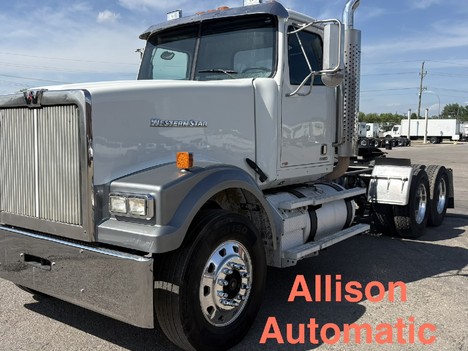 2013-western-star-4900-tandem-axle-daycab #13477