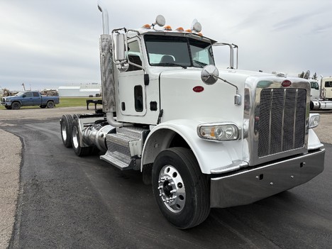 2015-peterbilt-367-tandem-axle-daycab #13711