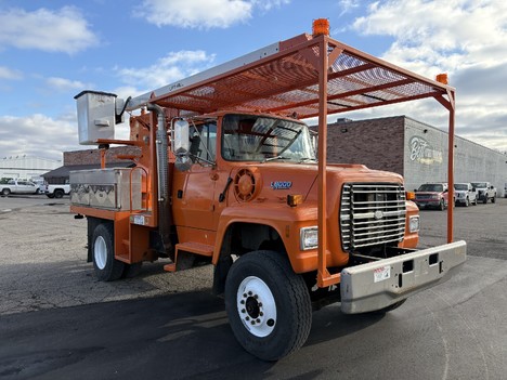 1993 FORD L8000 Bucket Boom Truck #13734