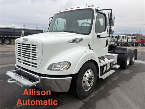 2017 FREIGHTLINER M2 Tandem Axle Daycab #13824