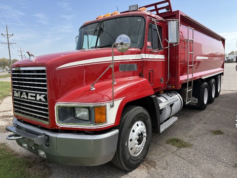 1993 MACK CH600 Grain - Silage Truck #13839