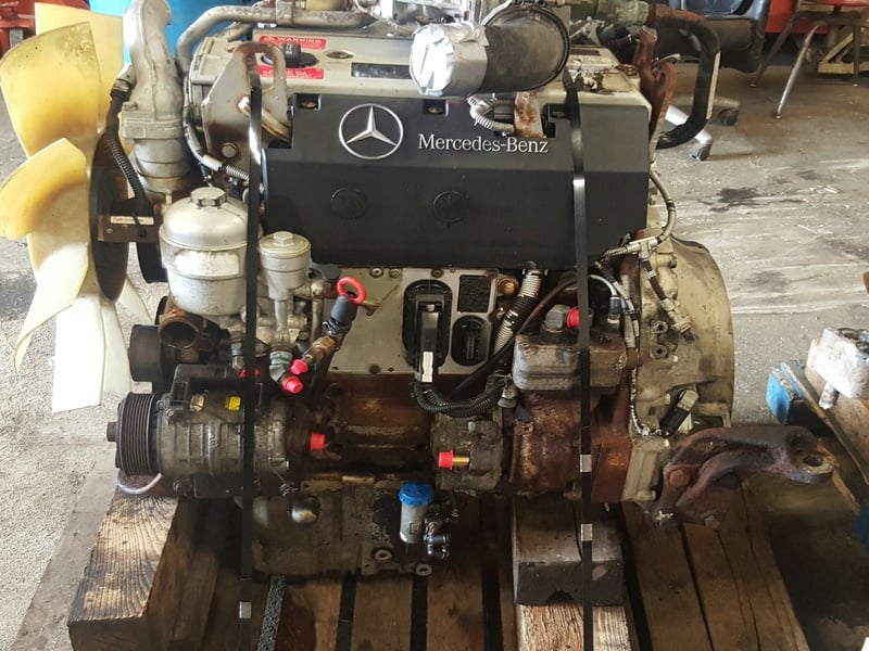 2005 MERCEDES-BENZ OM924 Complete Engine #1062