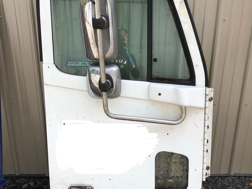 2003 FREIGHTLINER Columbia Door #1515