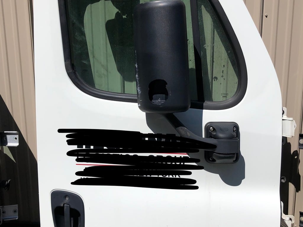 2015 FREIGHTLINER CASCADIA Door #1583