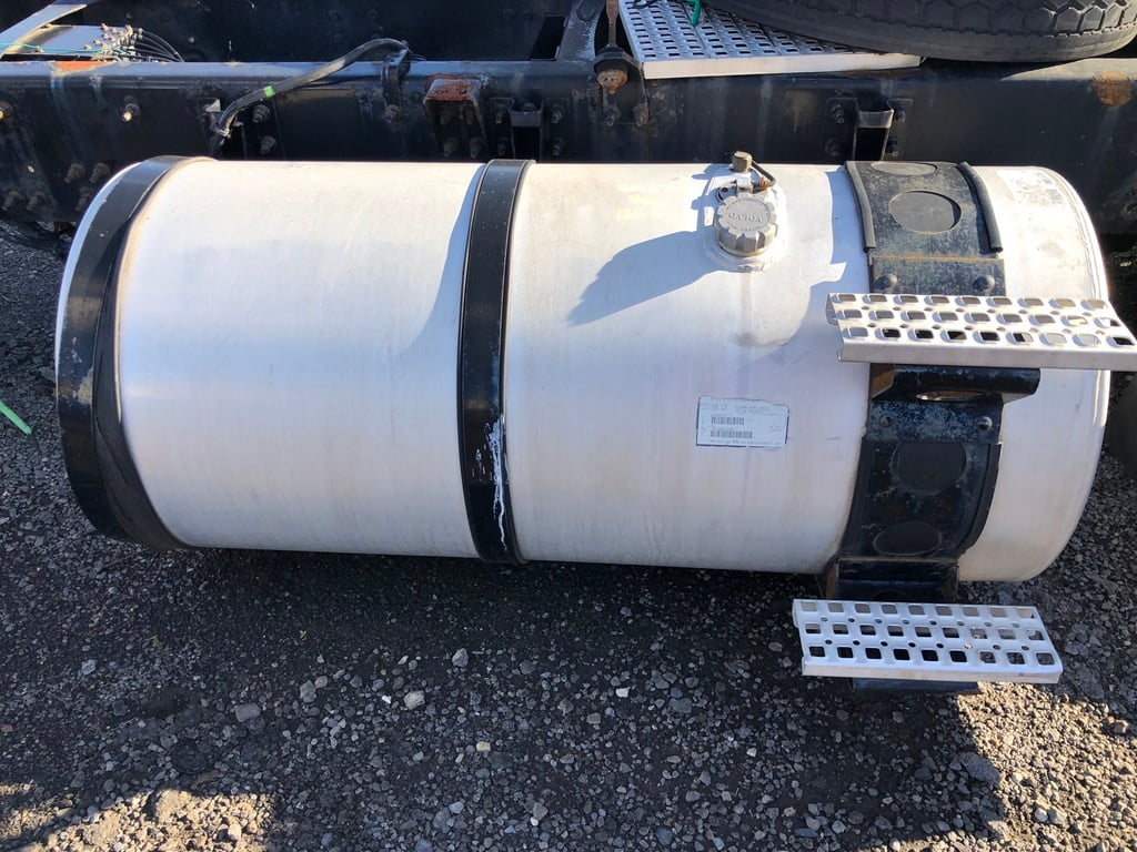 2005 VOLVO VNL Fuel Tank #1642