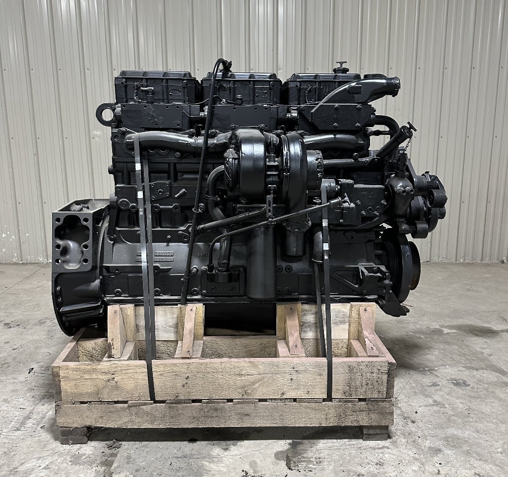 2002 CUMMINS N14 Celect Plus Complete Engine #1903