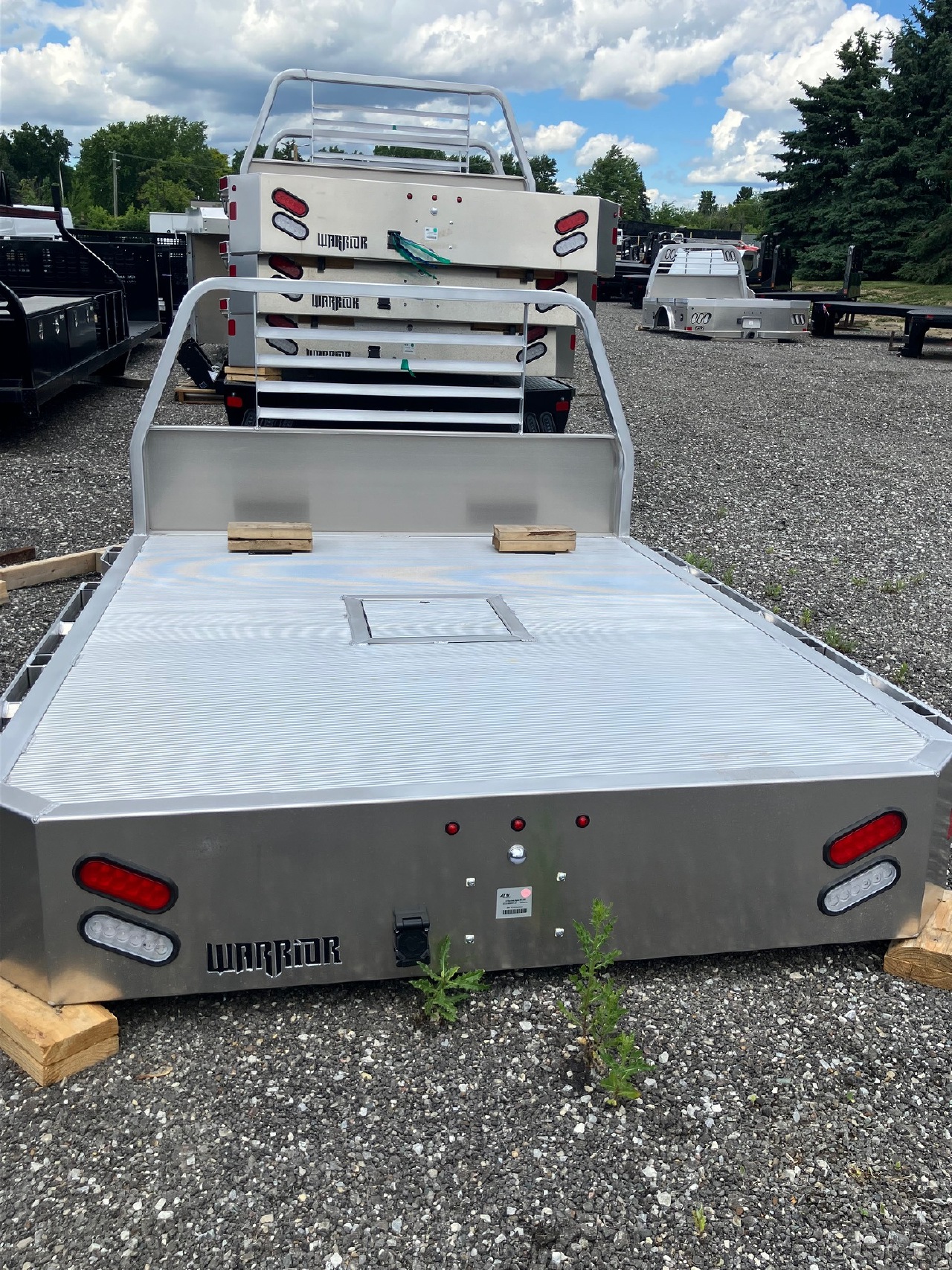 WARRIOR TRUCK BEDS Stinger Aluminum 8'6 WARRIOR TRUCK BEDS Stinger Aluminum 8'6