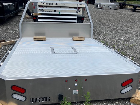  WARRIOR TRUCK BEDS Stinger Aluminum 8'6